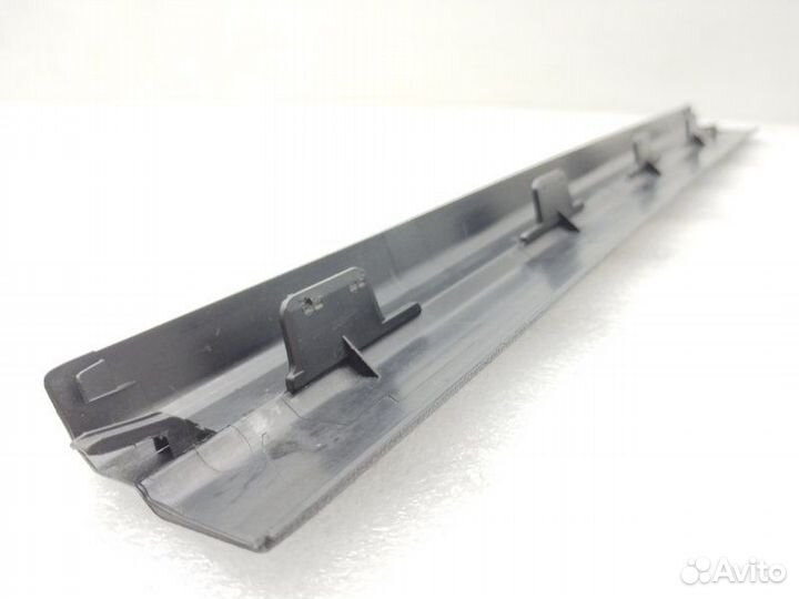 Накладка порога передняя левая Mercedes-Benz