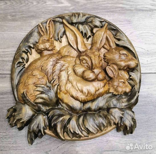 Панно из дерева