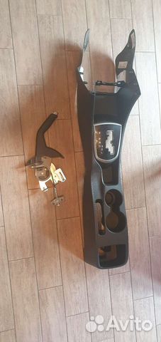 Консоль центральная Solaris + ручка тормоза