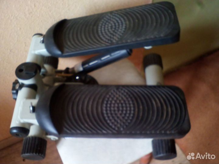 Тренажер степпер torneo