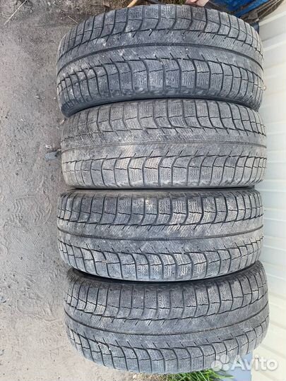 Michelin X-Ice XI2 205/60 R16