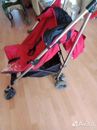 Прогулочная коляска