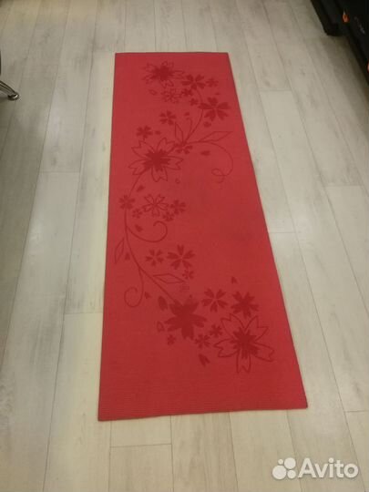 Коврик для йоги и фитнеса