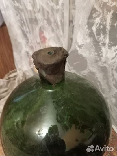 Старинная бутыль, зелёного стекла 20л