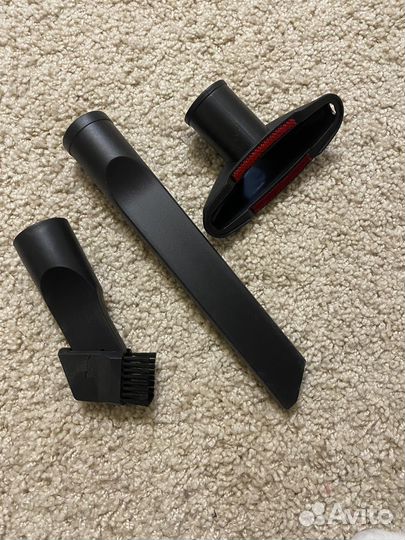 Вертикальный пылесос