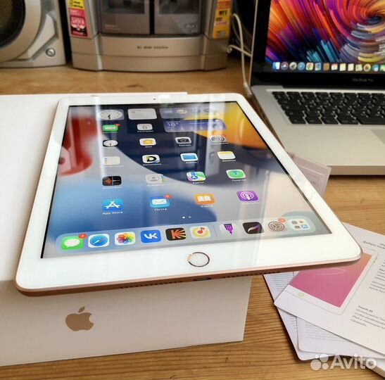 Идеальный iPad 6 (2018) с коробкой. Аккум 86