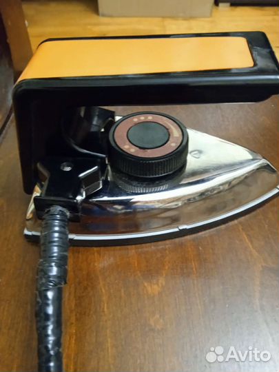 Электроутюг малогабаритный дорожный новый