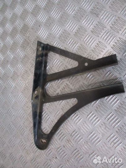 Кронштейн корпуса воздушного фильтра DAF 1663012