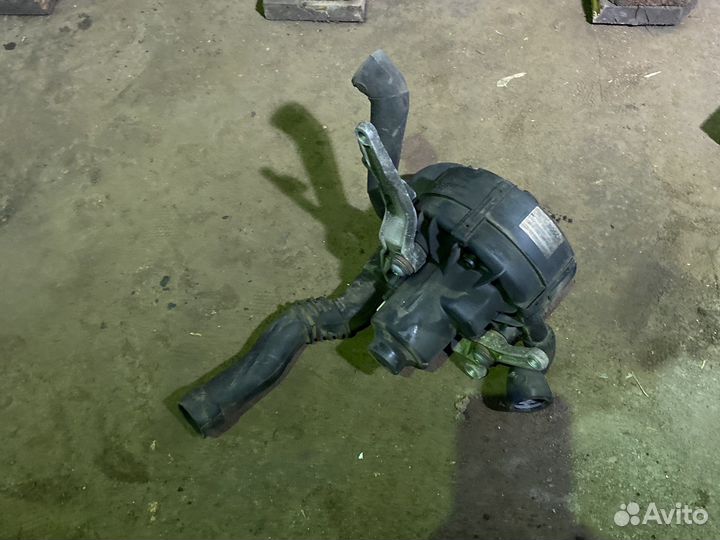 Насос продувки катализатора мерседес 164