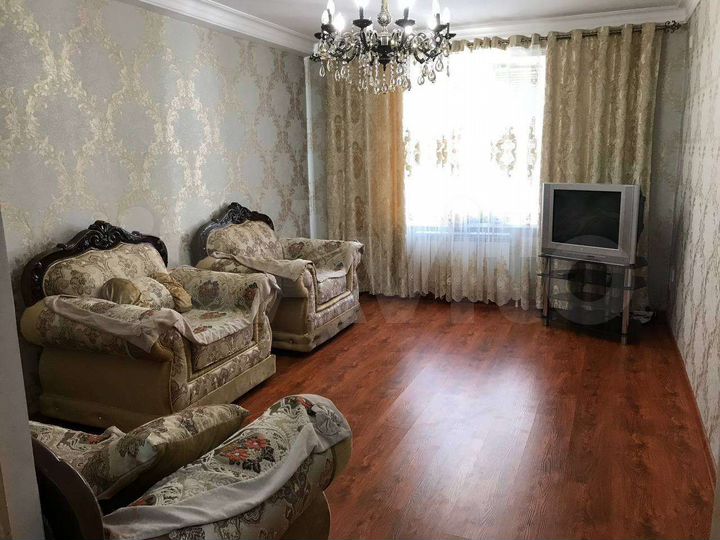 2-к. квартира, 65 м², 5/9 эт.