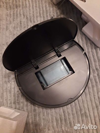 Робот пылесос