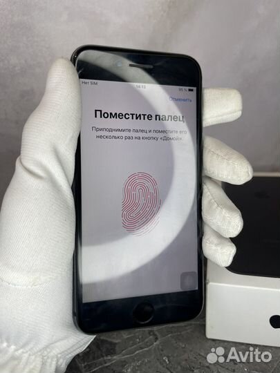 iPhone 8, 64 ГБ