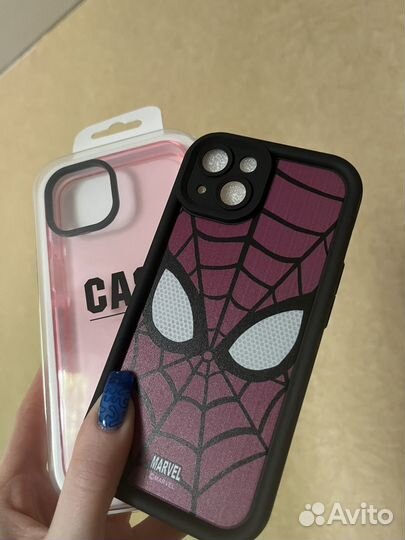 Чехлы на айфон 13