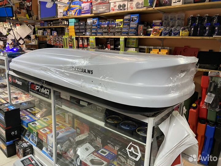 Автомобильный бокс Takara 19013