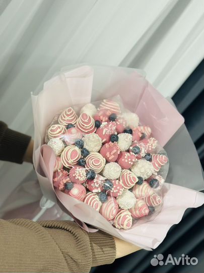 Букет из клубники в шоколаде