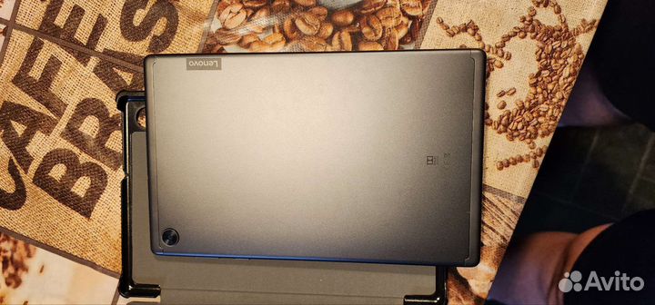 Lenovo tab m10 fhd plus