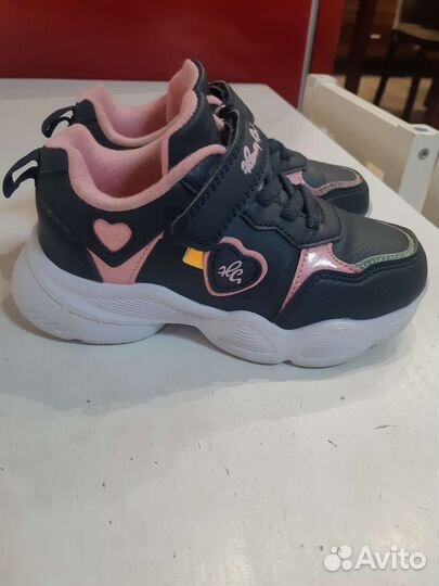 Кроссовки для девочки 27 размер
