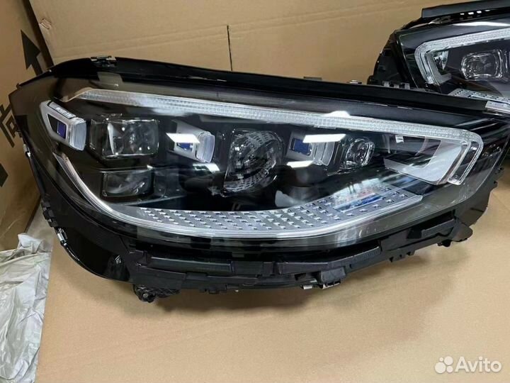 Передние Фары Digital Light на Mercedes-Benz 223