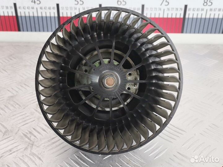 Моторчик печки для Ford Focus 2 1379568