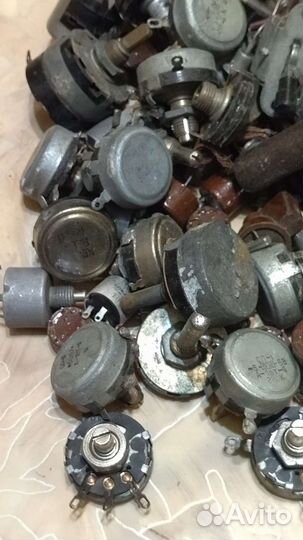 Радиодетали ссср.Резисторы переменные