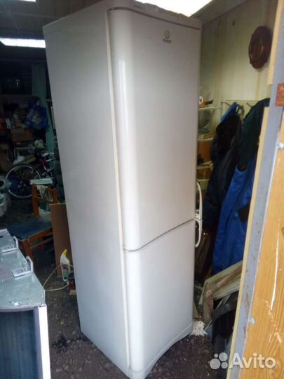 Холодильник бу