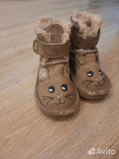 Уги ботиночки замшевые 23размер