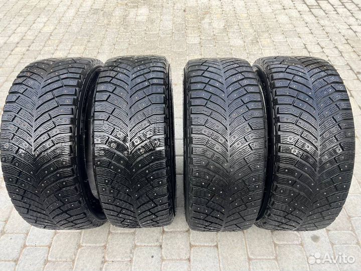 Michelin X-Ice North 4 225/50 R17