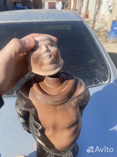 Графин в виде монаха