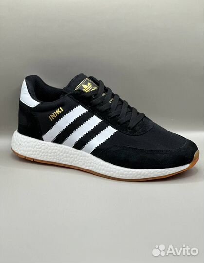 Кроссовки adidas