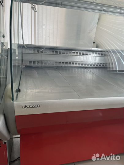 Холодильная витрина