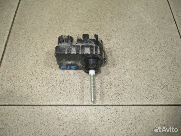 Моторчик корректора фары Toyota Corolla (E150)