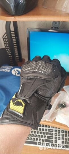 Мотоперчатки RS Taichi Новые