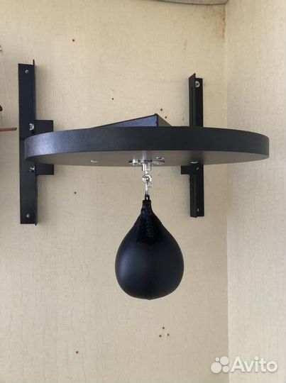 Пневматическая груша для бокса с платформой