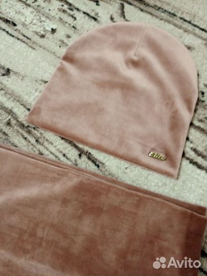 Комплект шапка и снуд женский