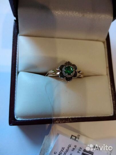 Золотое кольцо 585 пробы с бриллиантами р 16