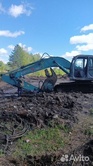 Гусеничный экскаватор Kobelco SK200LC, 2000