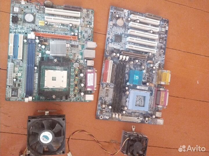 Материнская плата