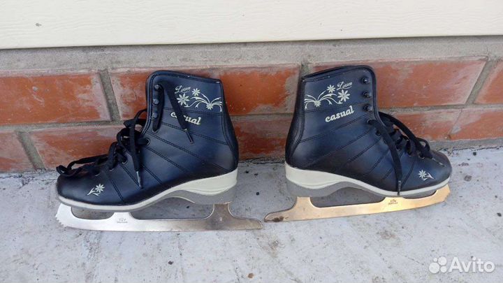 Коньки женские 36 размер