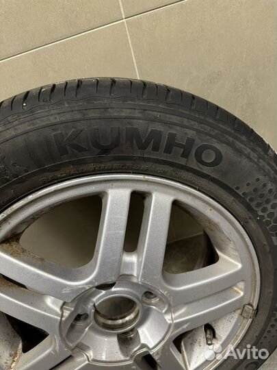 Kumho Ecowing ES31 195/60 R15