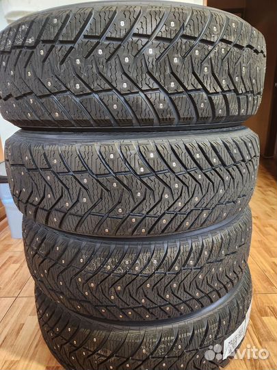 Yokohama Ice Guard IG65 215/65 R17 103
