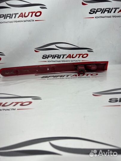 Катафот бампера задний левый Kia Stinger 1 G6DP