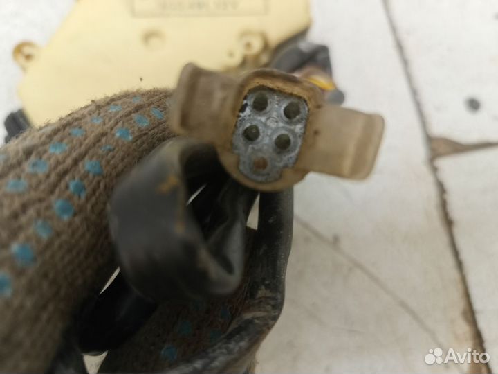 Активатор замка Форд Scorpio 1