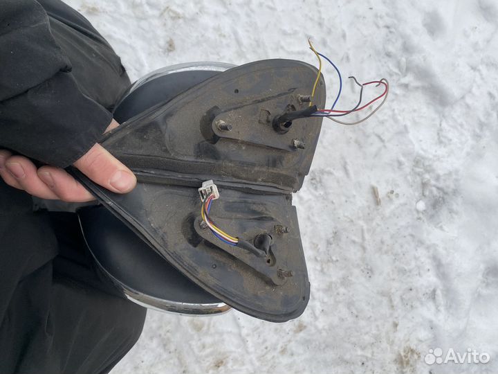 Зеркала toyota hilux 2012