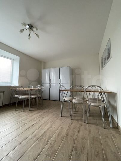 Комната 20 м² в 5-к., 1/3 эт.