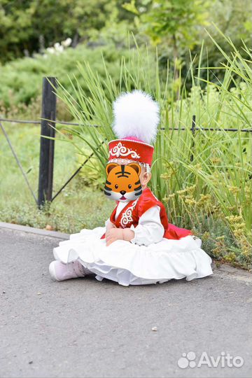 Казахский национальный костюм на девочку