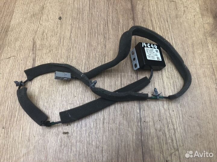 Антенна Nissan Murano (Z51) 2008-2015