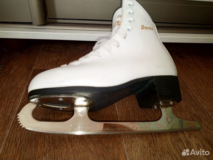 Коньки фигурные Graf Davos 36