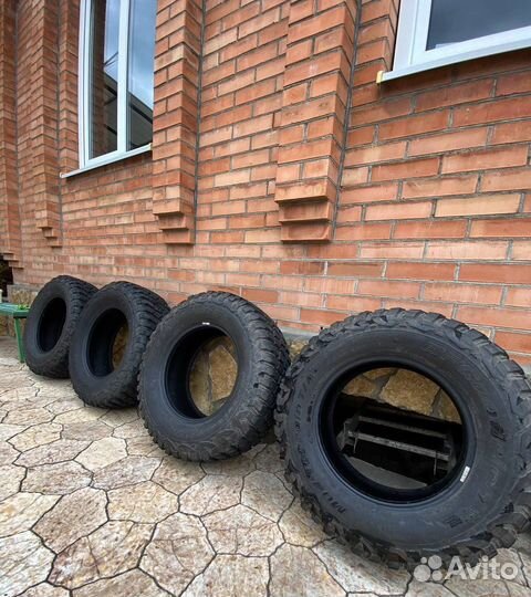 Bfgoodrich Mud-Terrain T/A KM3 255/75 R17