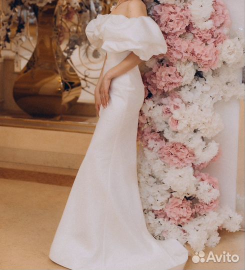 Платье свадебное/на помолвку