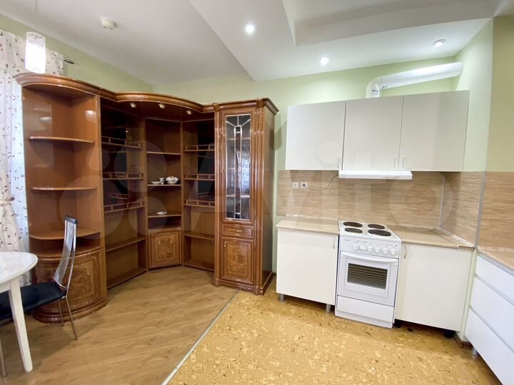 3-к. квартира, 95 м², 3/5 эт.